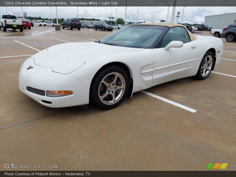Speedway White / Light Oak 2001 Chevrolet Corvette Convertible