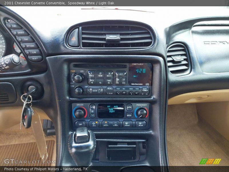 Speedway White / Light Oak 2001 Chevrolet Corvette Convertible