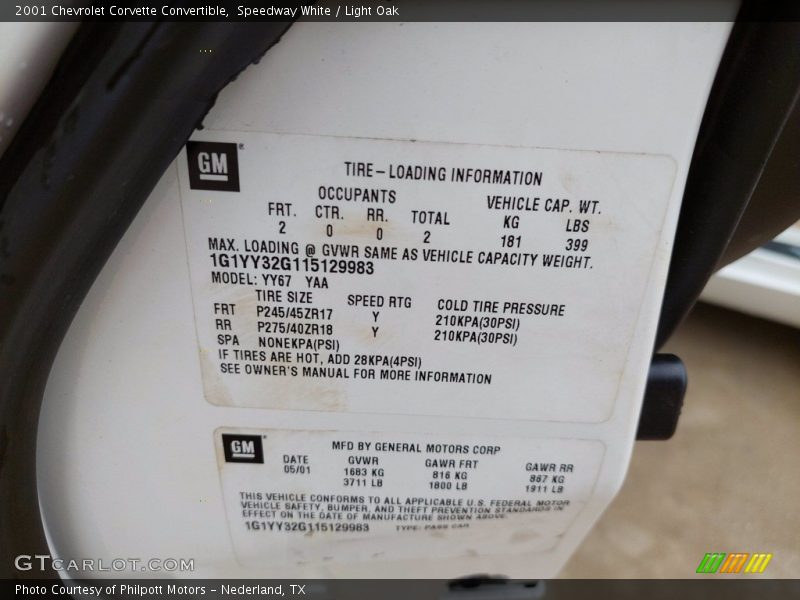 Speedway White / Light Oak 2001 Chevrolet Corvette Convertible