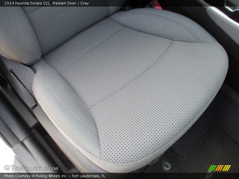 Radiant Silver / Gray 2014 Hyundai Sonata GLS