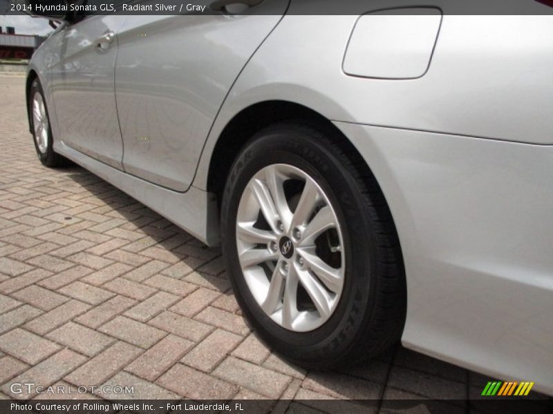 Radiant Silver / Gray 2014 Hyundai Sonata GLS