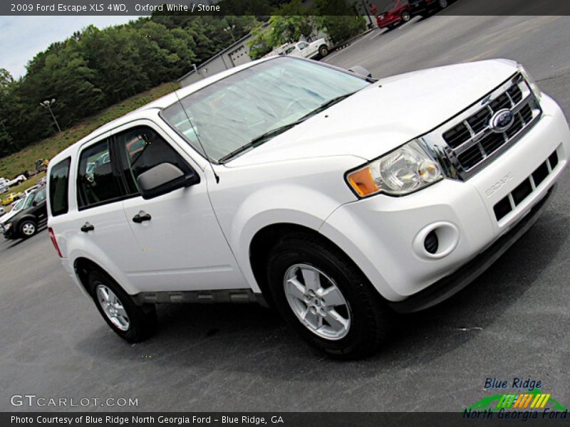 Oxford White / Stone 2009 Ford Escape XLS 4WD