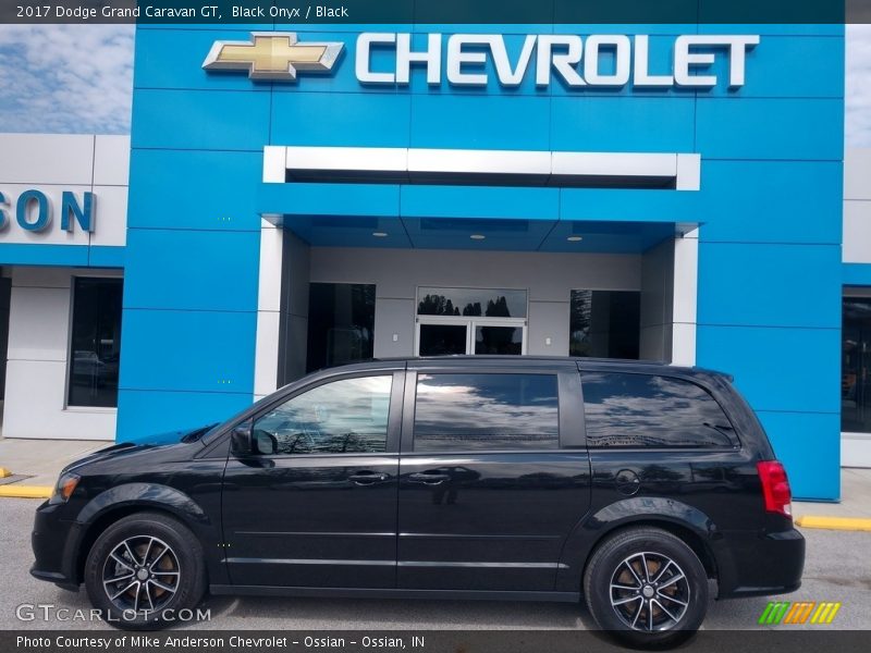 Black Onyx / Black 2017 Dodge Grand Caravan GT