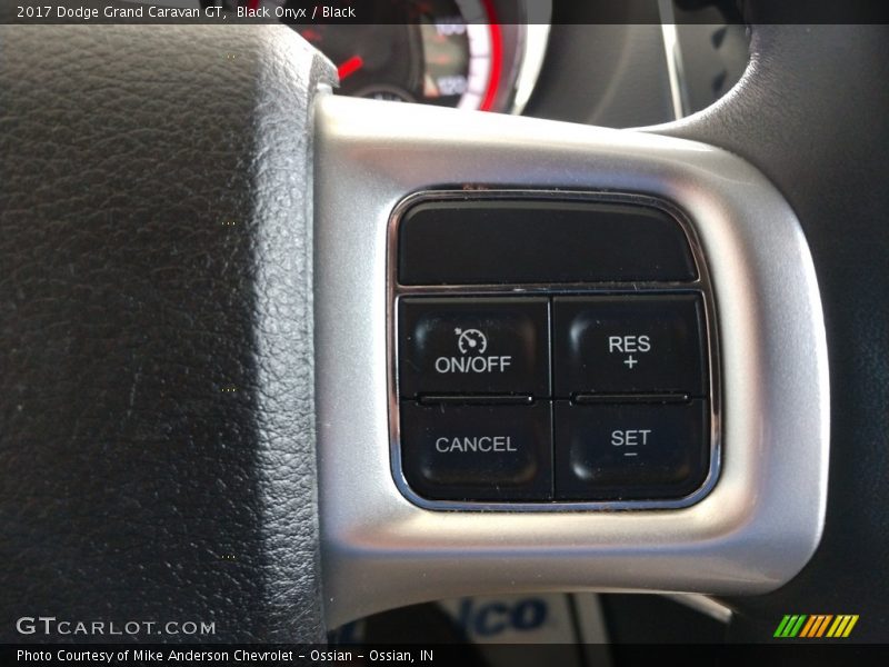 Black Onyx / Black 2017 Dodge Grand Caravan GT