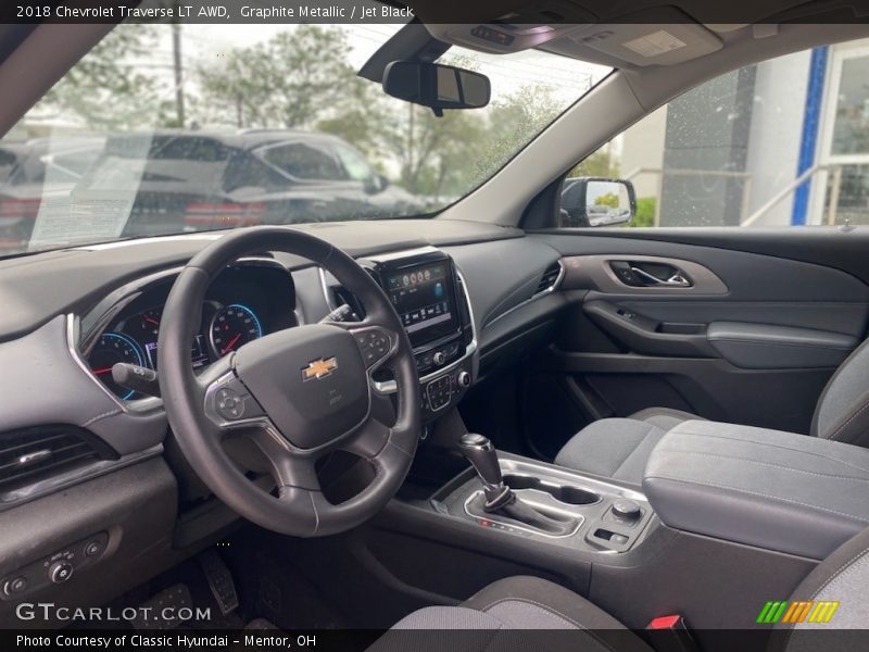 Graphite Metallic / Jet Black 2018 Chevrolet Traverse LT AWD