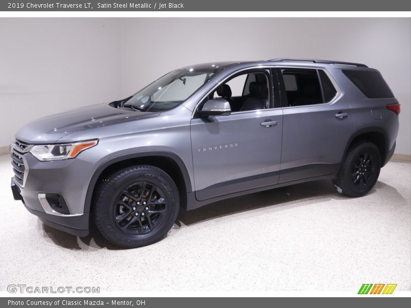 Satin Steel Metallic / Jet Black 2019 Chevrolet Traverse LT