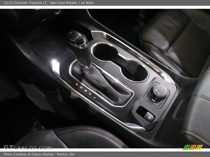 Satin Steel Metallic / Jet Black 2019 Chevrolet Traverse LT