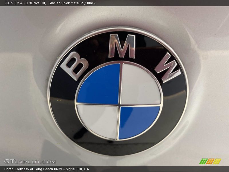 Glacier Silver Metallic / Black 2019 BMW X3 sDrive30i