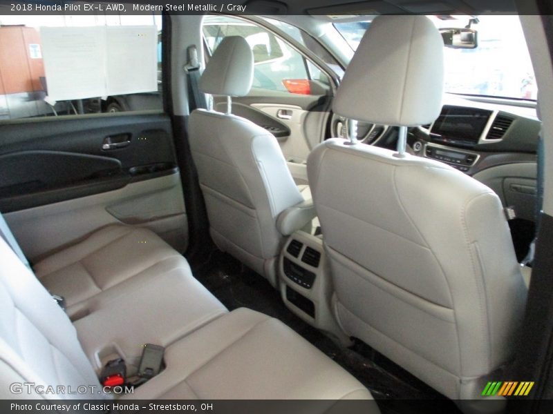 Modern Steel Metallic / Gray 2018 Honda Pilot EX-L AWD