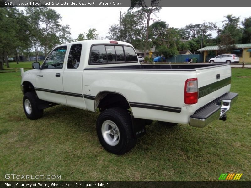  1995 T100 Truck SR5 Extended Cab 4x4 White