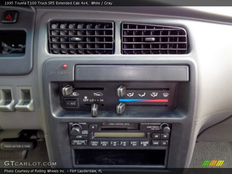 Controls of 1995 T100 Truck SR5 Extended Cab 4x4