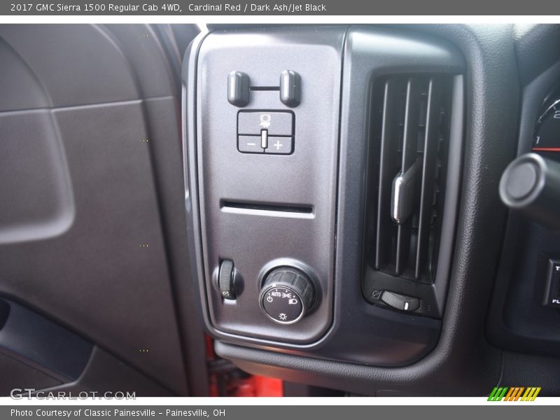 Controls of 2017 Sierra 1500 Regular Cab 4WD