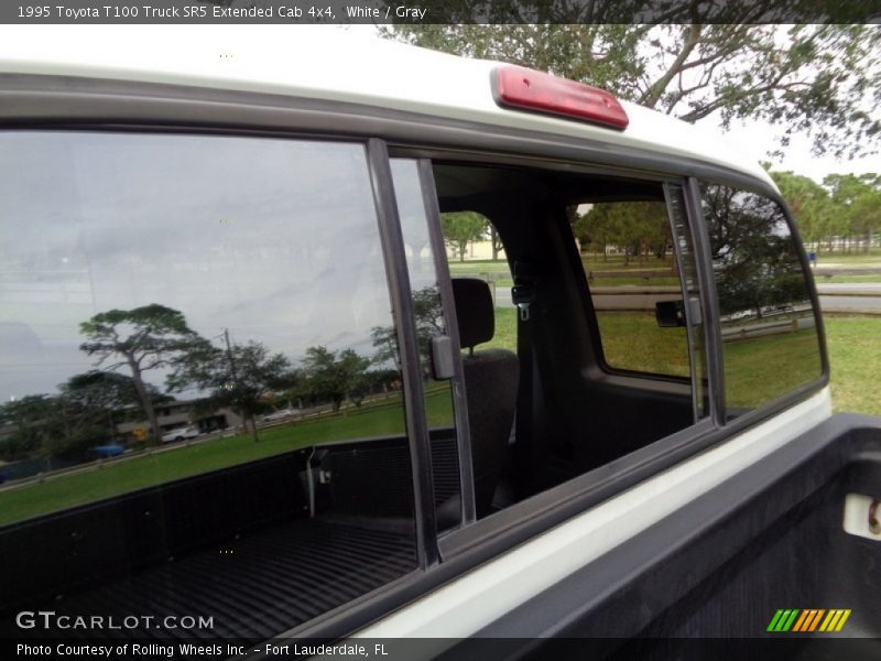White / Gray 1995 Toyota T100 Truck SR5 Extended Cab 4x4