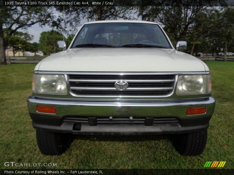 White / Gray 1995 Toyota T100 Truck SR5 Extended Cab 4x4