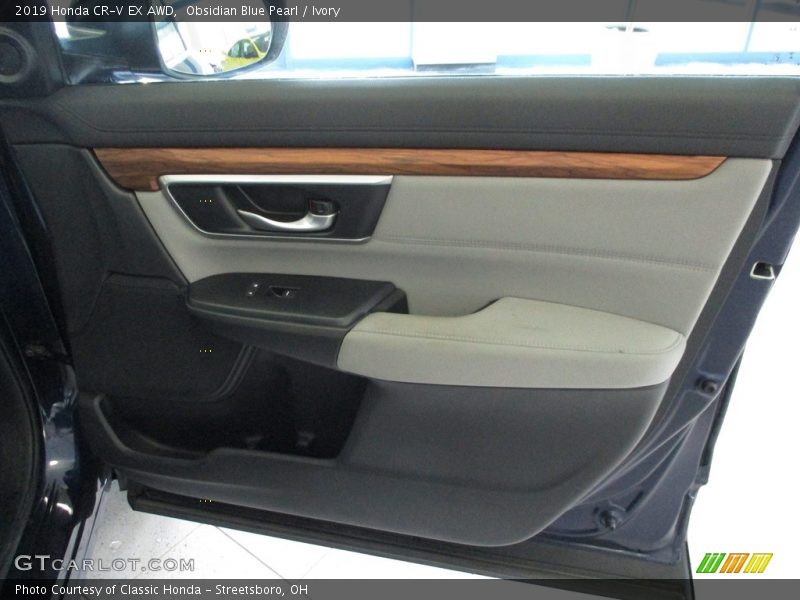 Obsidian Blue Pearl / Ivory 2019 Honda CR-V EX AWD