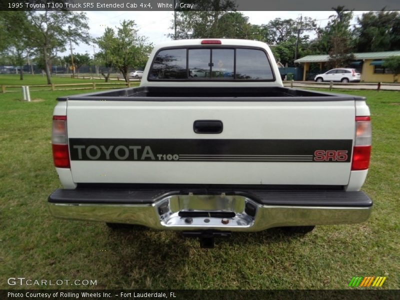  1995 T100 Truck SR5 Extended Cab 4x4 White