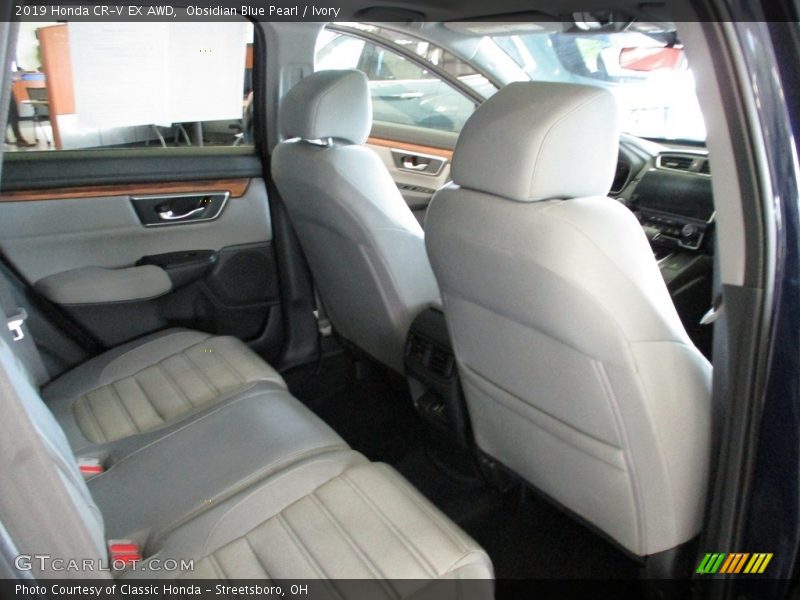 Obsidian Blue Pearl / Ivory 2019 Honda CR-V EX AWD