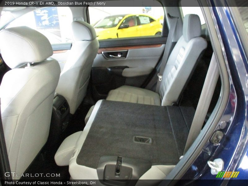 Obsidian Blue Pearl / Ivory 2019 Honda CR-V EX AWD