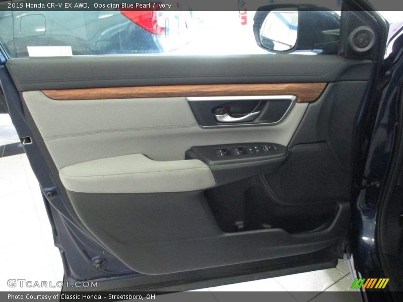 Obsidian Blue Pearl / Ivory 2019 Honda CR-V EX AWD