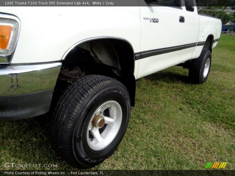 White / Gray 1995 Toyota T100 Truck SR5 Extended Cab 4x4