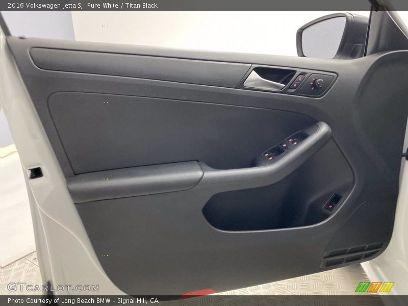Pure White / Titan Black 2016 Volkswagen Jetta S