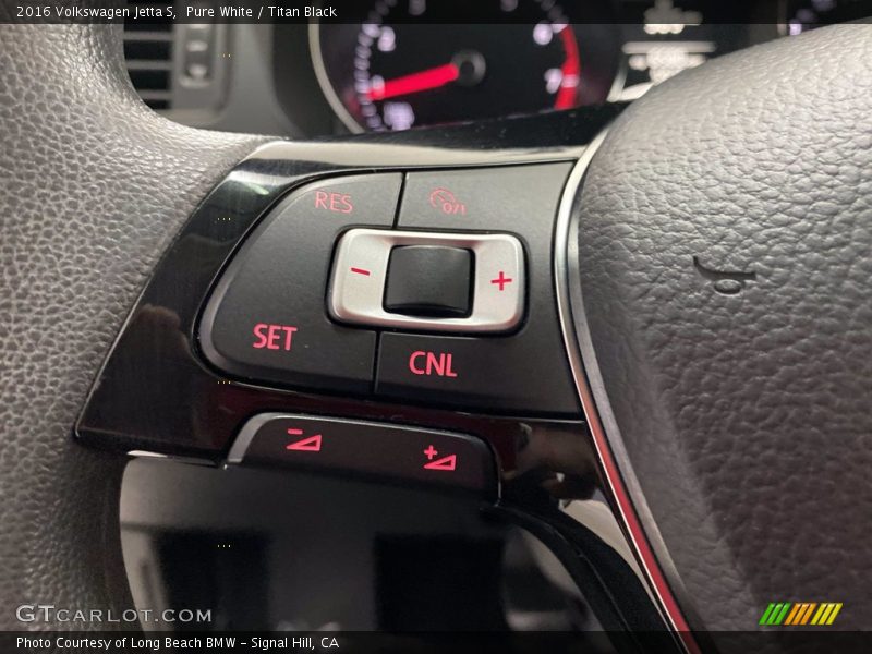 Pure White / Titan Black 2016 Volkswagen Jetta S