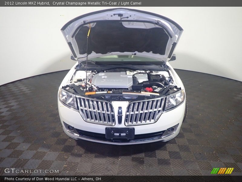 Crystal Champagne Metallic Tri-Coat / Light Camel 2012 Lincoln MKZ Hybrid
