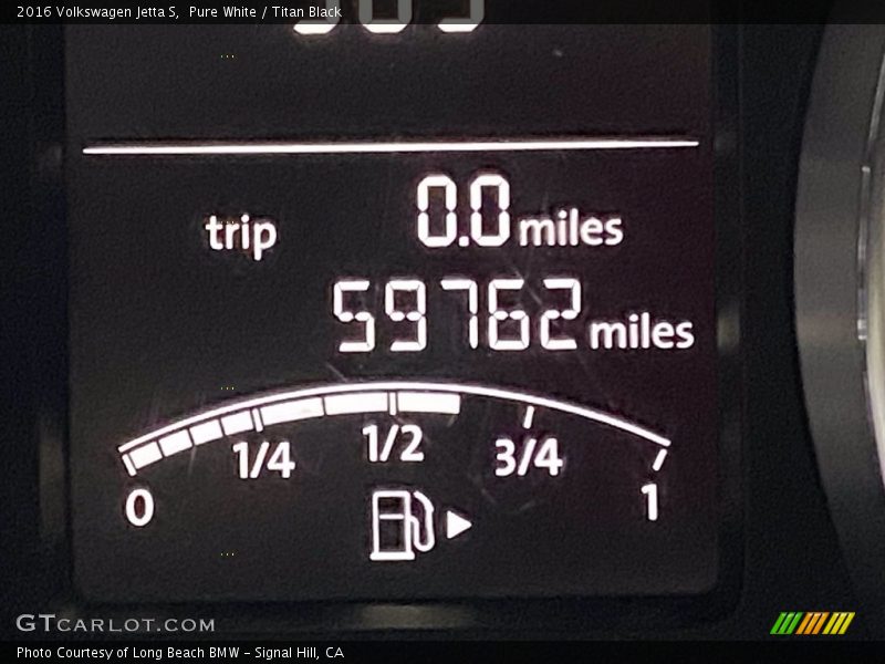 Pure White / Titan Black 2016 Volkswagen Jetta S