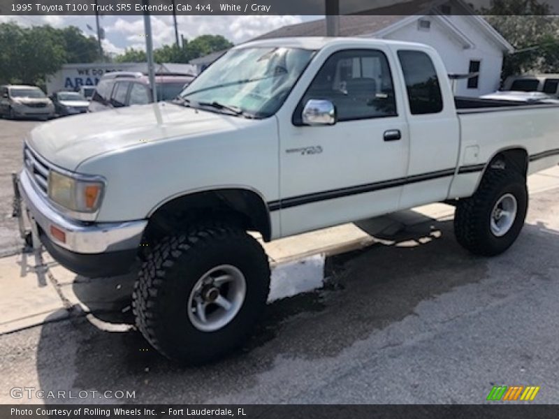 White / Gray 1995 Toyota T100 Truck SR5 Extended Cab 4x4