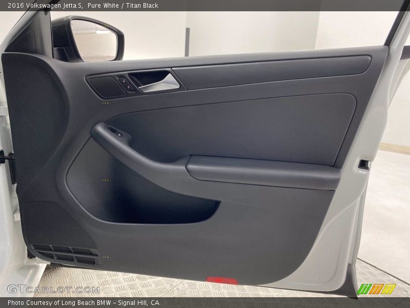 Pure White / Titan Black 2016 Volkswagen Jetta S