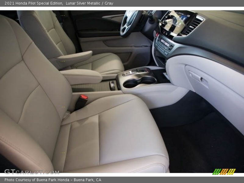 Lunar Silver Metallic / Gray 2021 Honda Pilot Special Edition