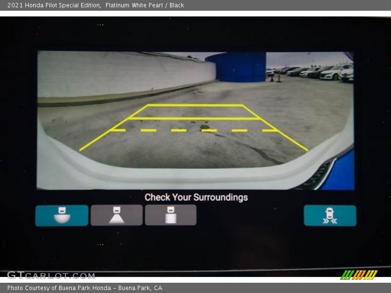 Platinum White Pearl / Black 2021 Honda Pilot Special Edition