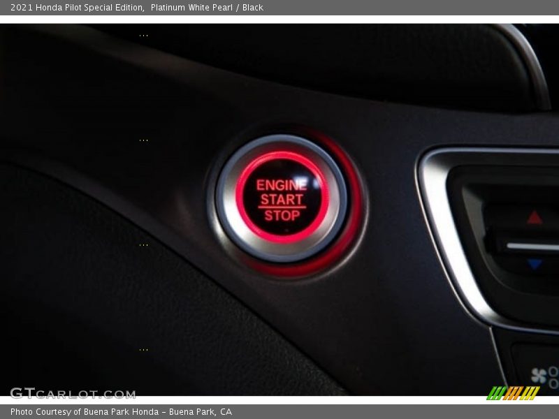 Platinum White Pearl / Black 2021 Honda Pilot Special Edition