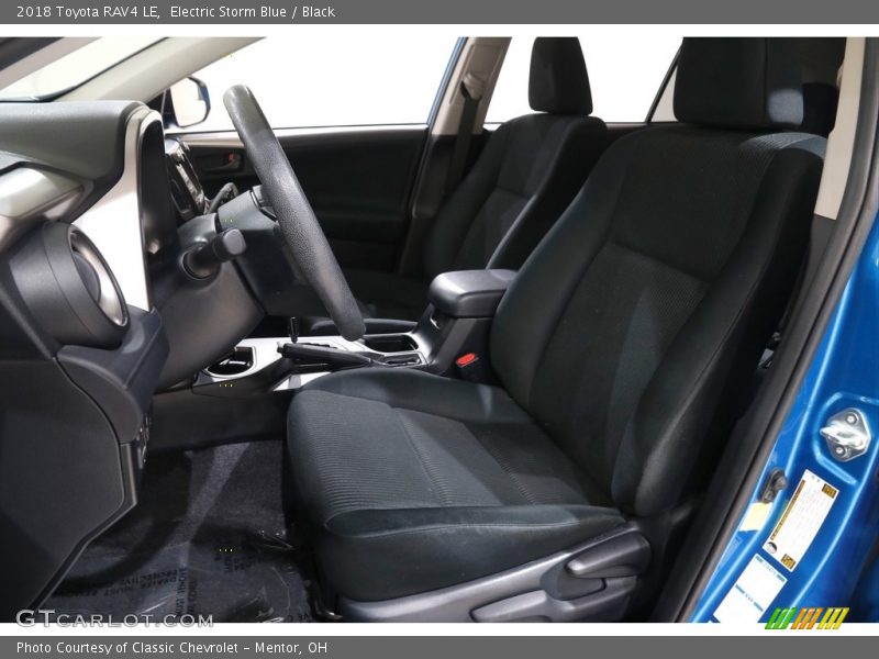Electric Storm Blue / Black 2018 Toyota RAV4 LE
