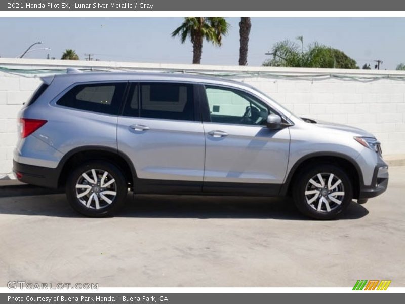 Lunar Silver Metallic / Gray 2021 Honda Pilot EX