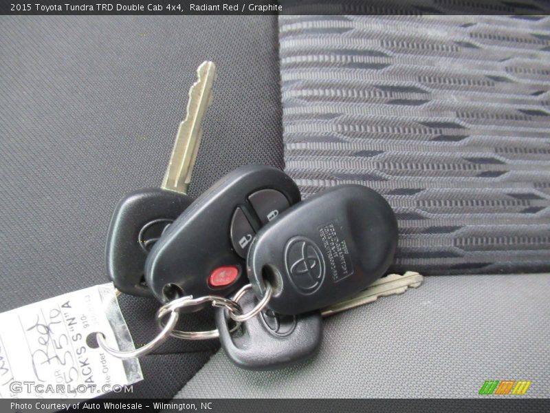 Keys of 2015 Tundra TRD Double Cab 4x4
