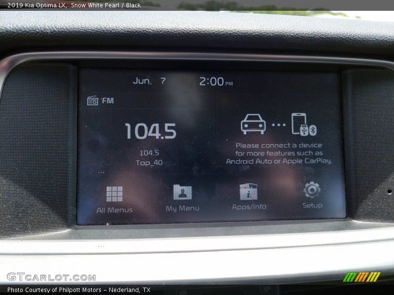 Snow White Pearl / Black 2019 Kia Optima LX