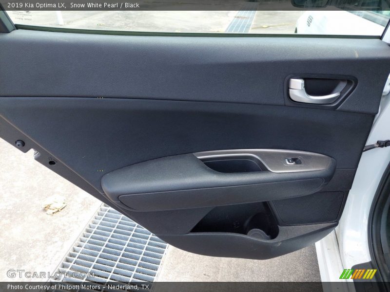 Snow White Pearl / Black 2019 Kia Optima LX