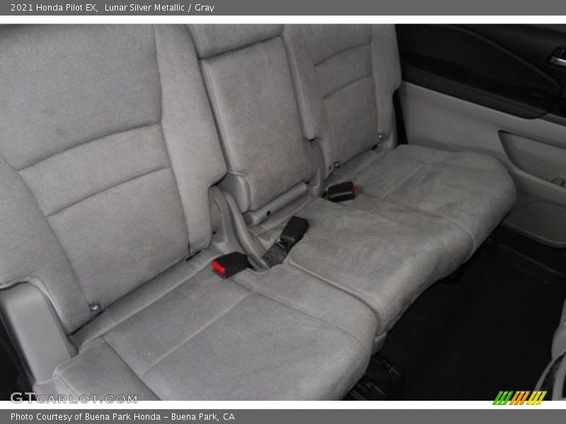 Lunar Silver Metallic / Gray 2021 Honda Pilot EX