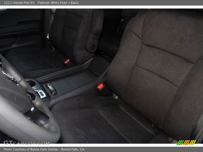 Platinum White Pearl / Black 2021 Honda Pilot EX