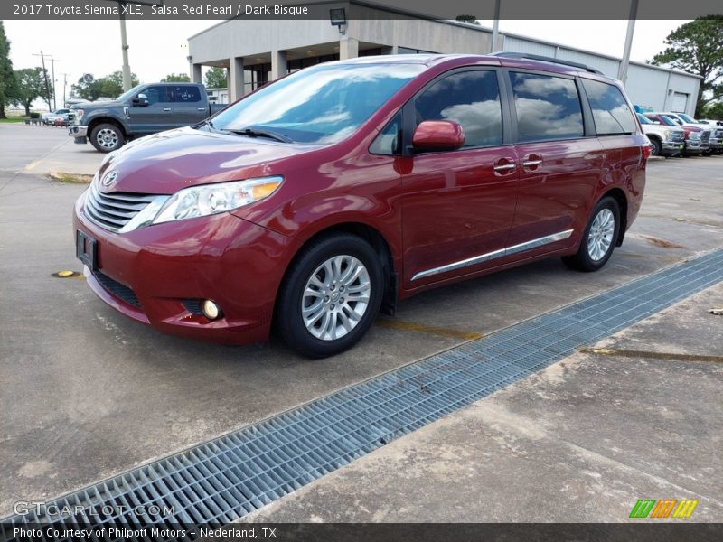Salsa Red Pearl / Dark Bisque 2017 Toyota Sienna XLE