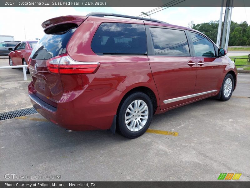 Salsa Red Pearl / Dark Bisque 2017 Toyota Sienna XLE