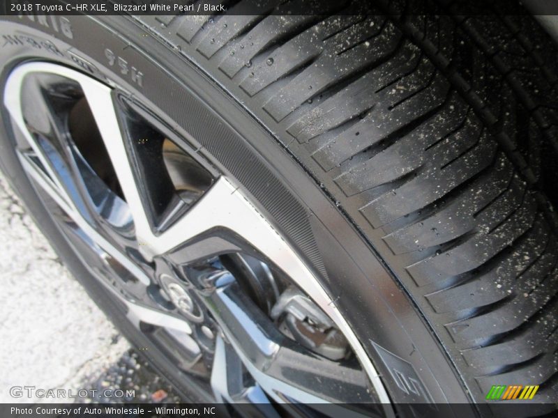 Blizzard White Pearl / Black 2018 Toyota C-HR XLE