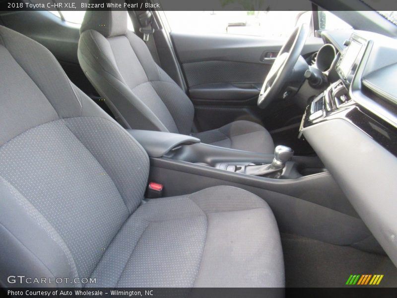 Blizzard White Pearl / Black 2018 Toyota C-HR XLE
