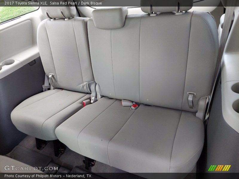 Salsa Red Pearl / Dark Bisque 2017 Toyota Sienna XLE