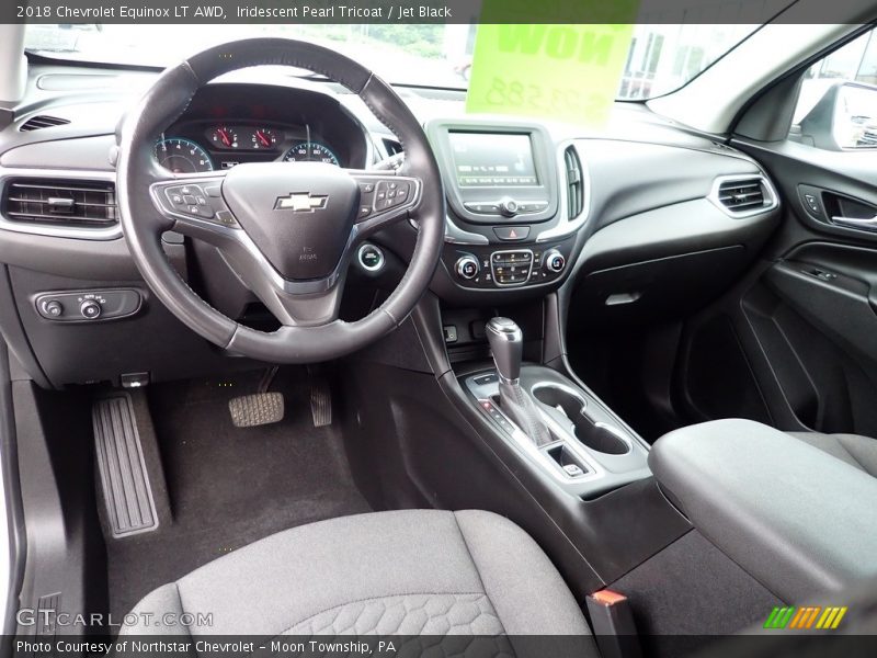 Iridescent Pearl Tricoat / Jet Black 2018 Chevrolet Equinox LT AWD