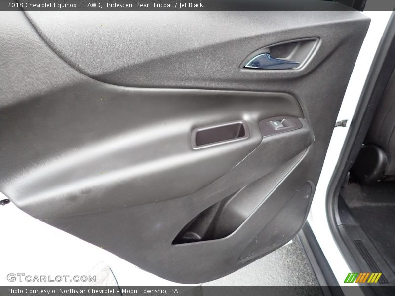 Iridescent Pearl Tricoat / Jet Black 2018 Chevrolet Equinox LT AWD