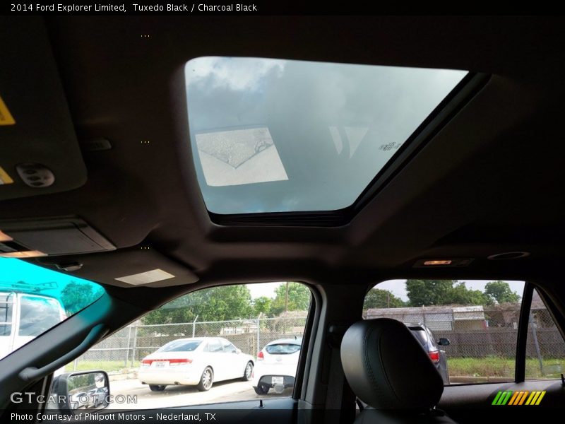 Tuxedo Black / Charcoal Black 2014 Ford Explorer Limited