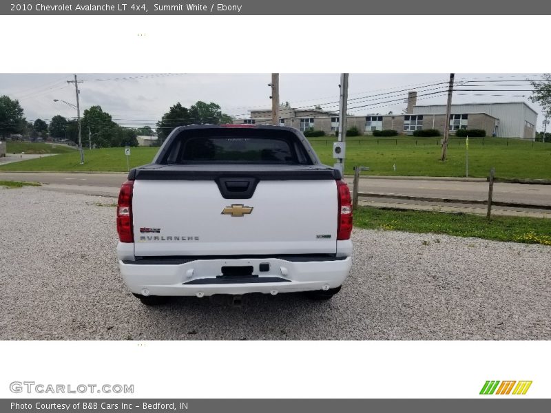 Summit White / Ebony 2010 Chevrolet Avalanche LT 4x4