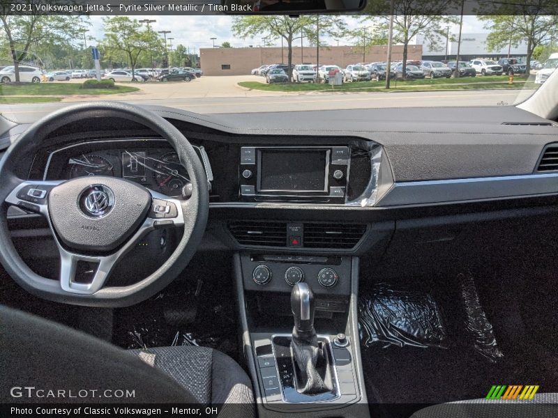 Pyrite Silver Metallic / Titan Black 2021 Volkswagen Jetta S